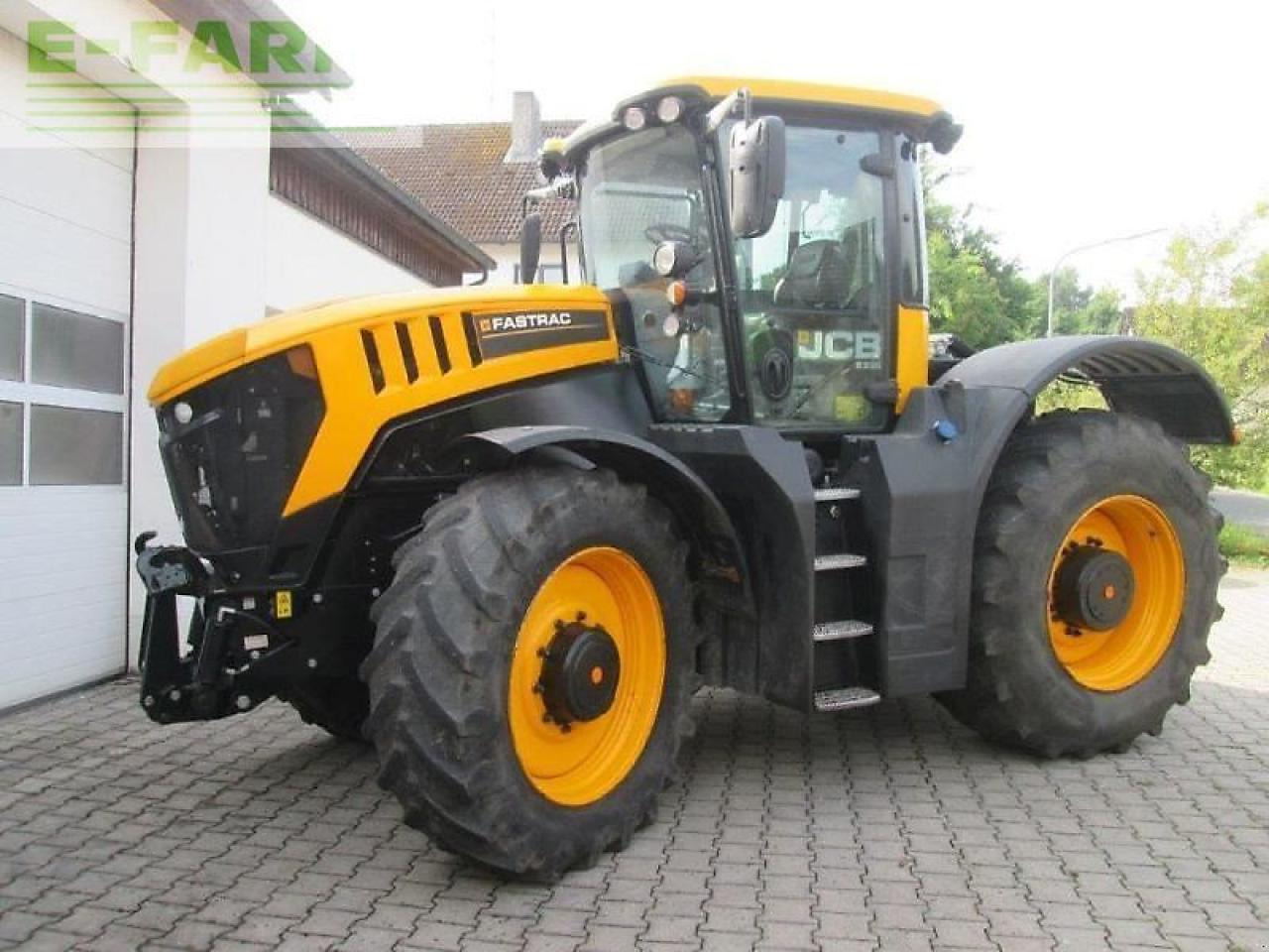 JCB 8330 - Traktor: obrázok 1 JCB 8330 - Traktor: obrázok 1