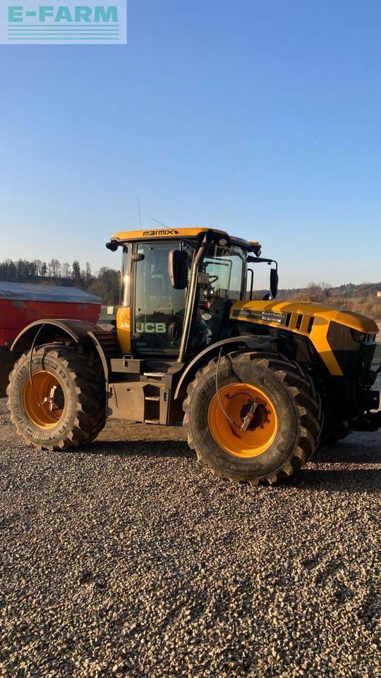 JCB Fastrac 4220 - Traktor: obrázok 4 JCB Fastrac 4220 - Traktor: obrázok 4