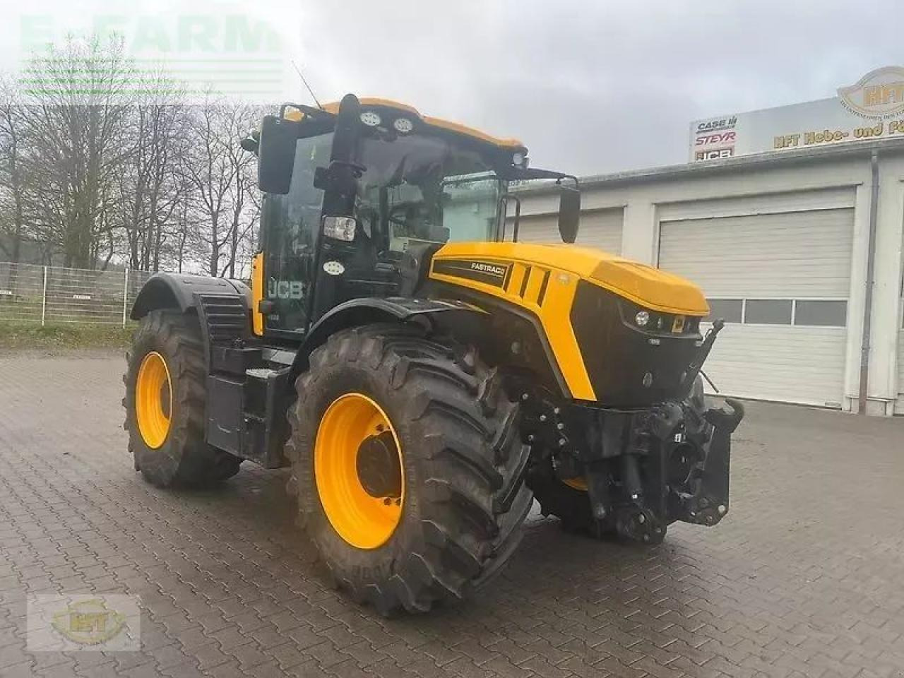 JCB fastrac 4220 - Traktor: obrázok 3 JCB fastrac 4220 - Traktor: obrázok 3
