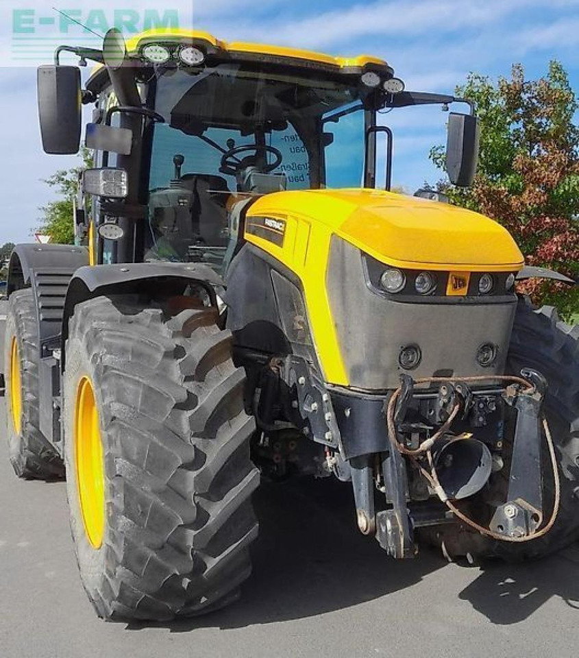 JCB fastrac 4220 - Traktor: obrázok 1 JCB fastrac 4220 - Traktor: obrázok 1