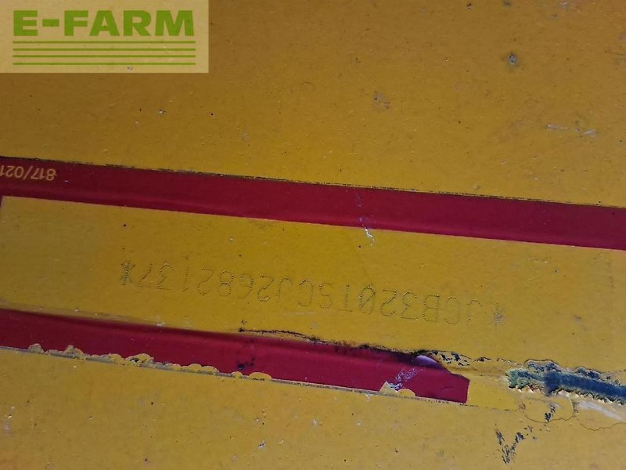 Kolesový nakladač JCB tm 320s: obrázok 10