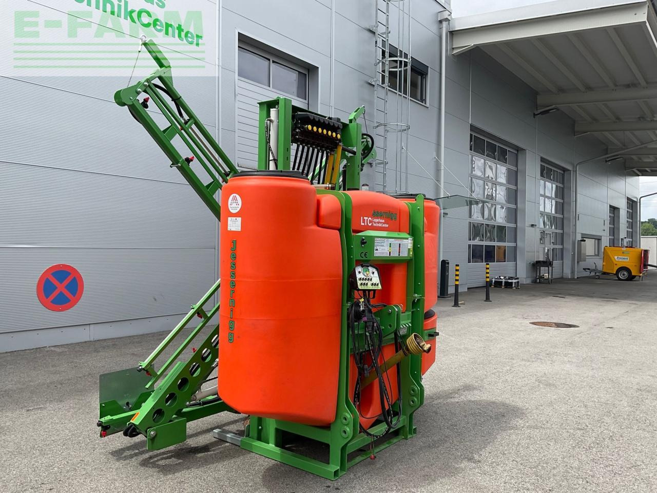 Jessernigg NG Starlight 15M 1000L - Ťahaný postrekovač: obrázok 4 Jessernigg NG Starlight 15M 1000L - Ťahaný postrekovač: obrázok 4