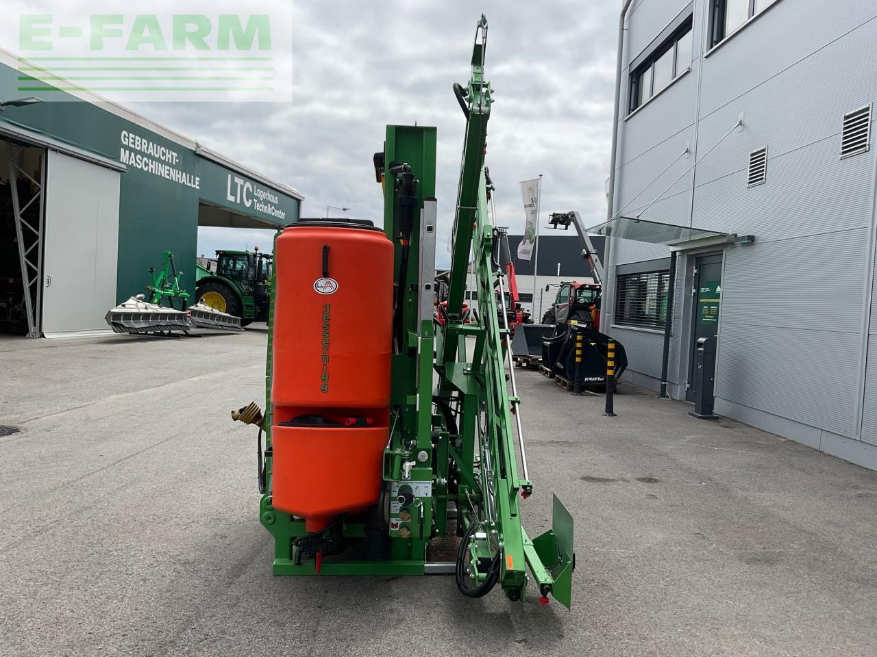 Jessernigg NG Starlight 15M 1000L - Ťahaný postrekovač: obrázok 2 Jessernigg NG Starlight 15M 1000L - Ťahaný postrekovač: obrázok 2