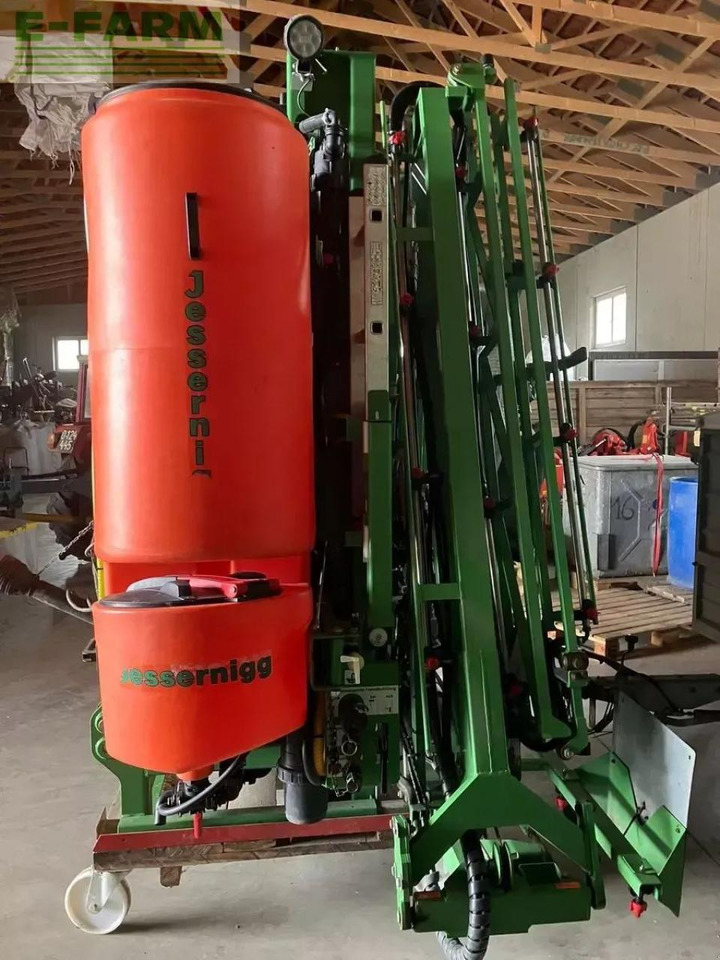 Jessernigg s ng pl 1200 feldspritze mit fronttank gps - Ťahaný postrekovač: obrázok 3 Jessernigg s ng pl 1200 feldspritze mit fronttank gps - Ťahaný postrekovač: obrázok 3