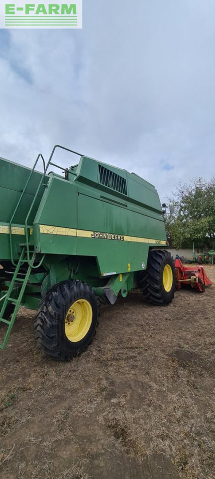 John Deere 2266 - Obilný kombajn: obrázok 3 John Deere 2266 - Obilný kombajn: obrázok 3