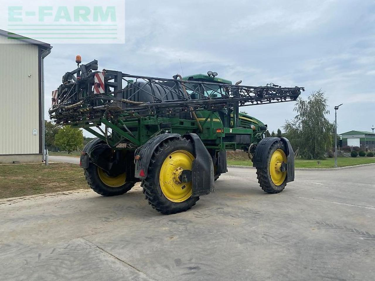 John Deere 4720 - Ťahaný postrekovač: obrázok 4 John Deere 4720 - Ťahaný postrekovač: obrázok 4