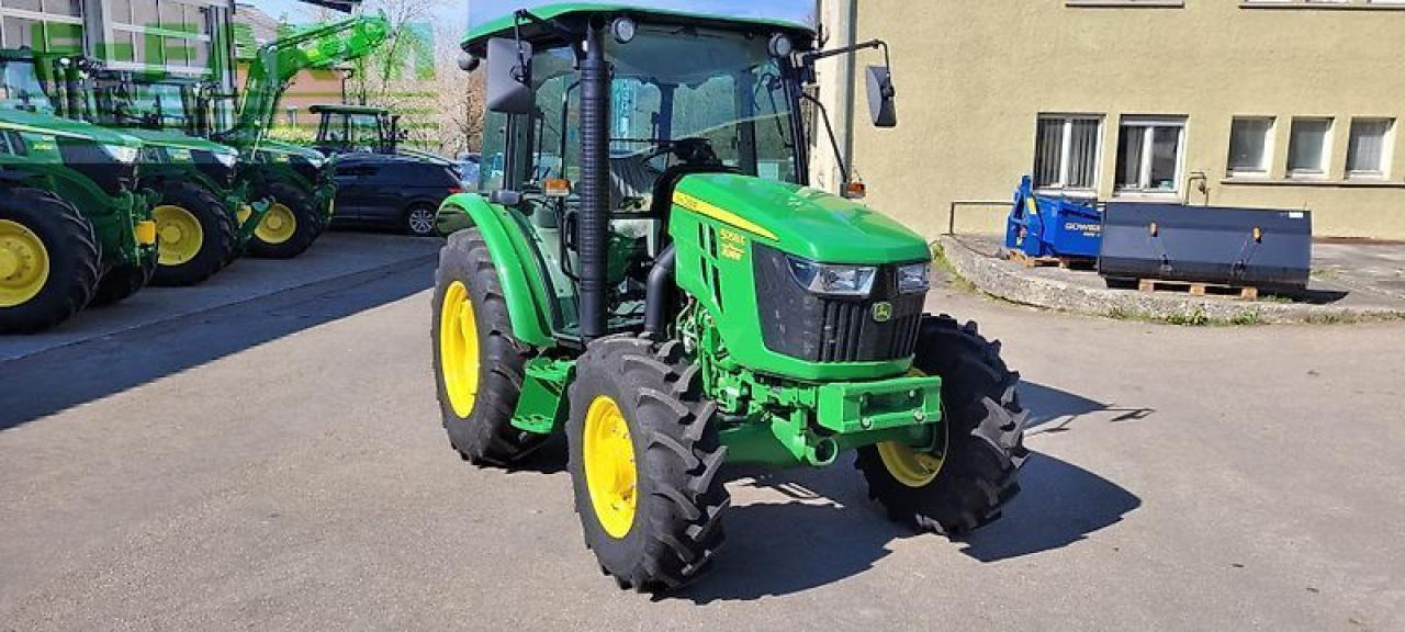 John Deere 5058e - Traktor: obrázok 1 John Deere 5058e - Traktor: obrázok 1