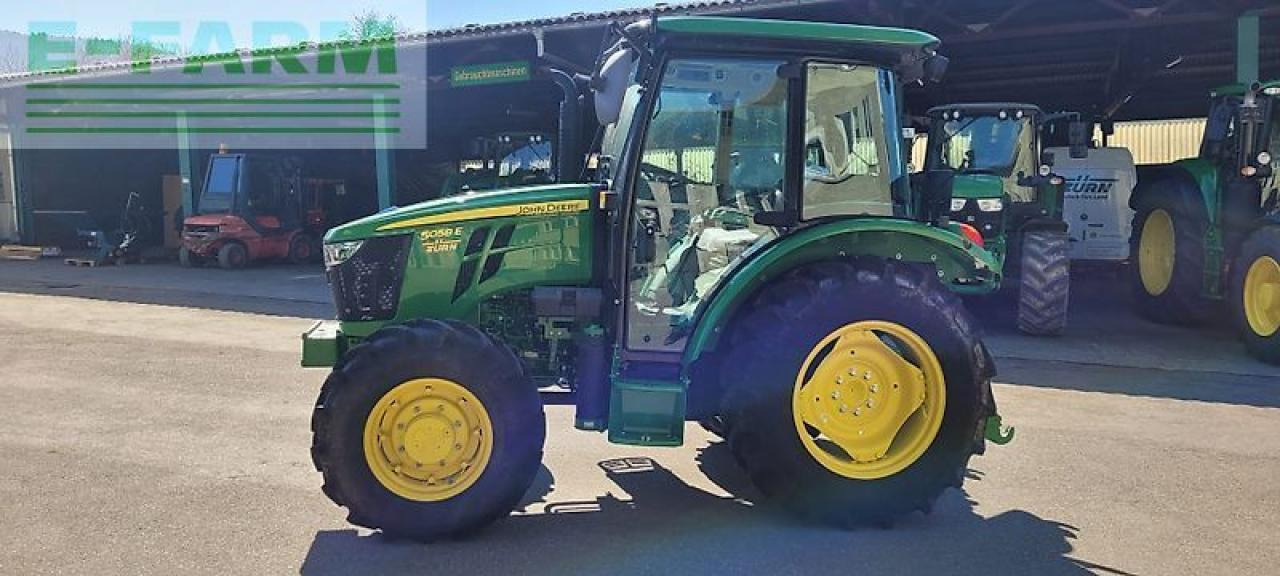 John Deere 5058e - Traktor: obrázok 4 John Deere 5058e - Traktor: obrázok 4