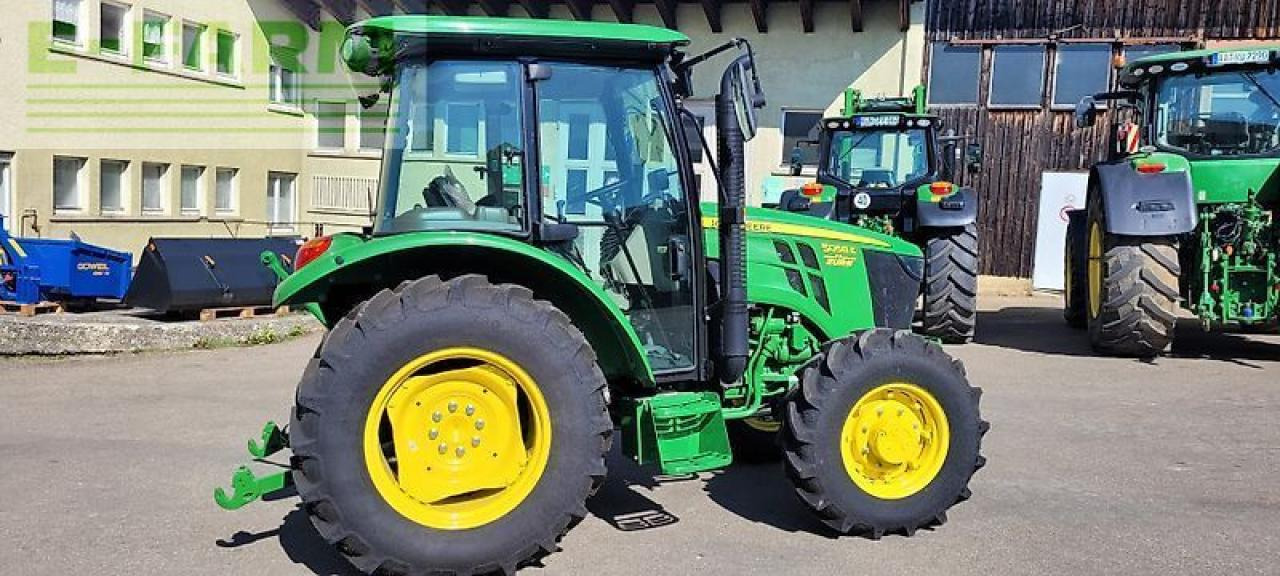 John Deere 5058e - Traktor: obrázok 3 John Deere 5058e - Traktor: obrázok 3