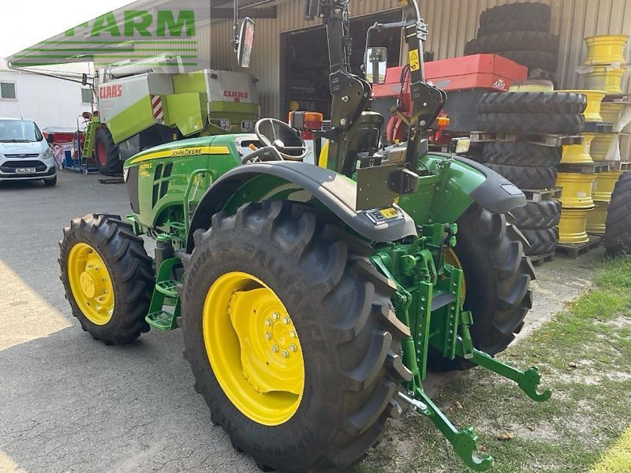 John Deere 5058e - Traktor: obrázok 4 John Deere 5058e - Traktor: obrázok 4