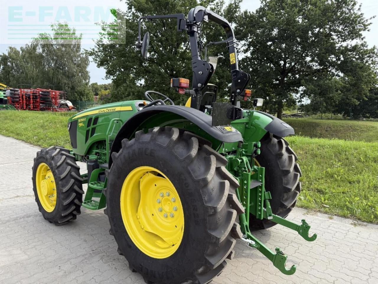 John Deere 5058e ohne kabine - Traktor: obrázok 4 John Deere 5058e ohne kabine - Traktor: obrázok 4