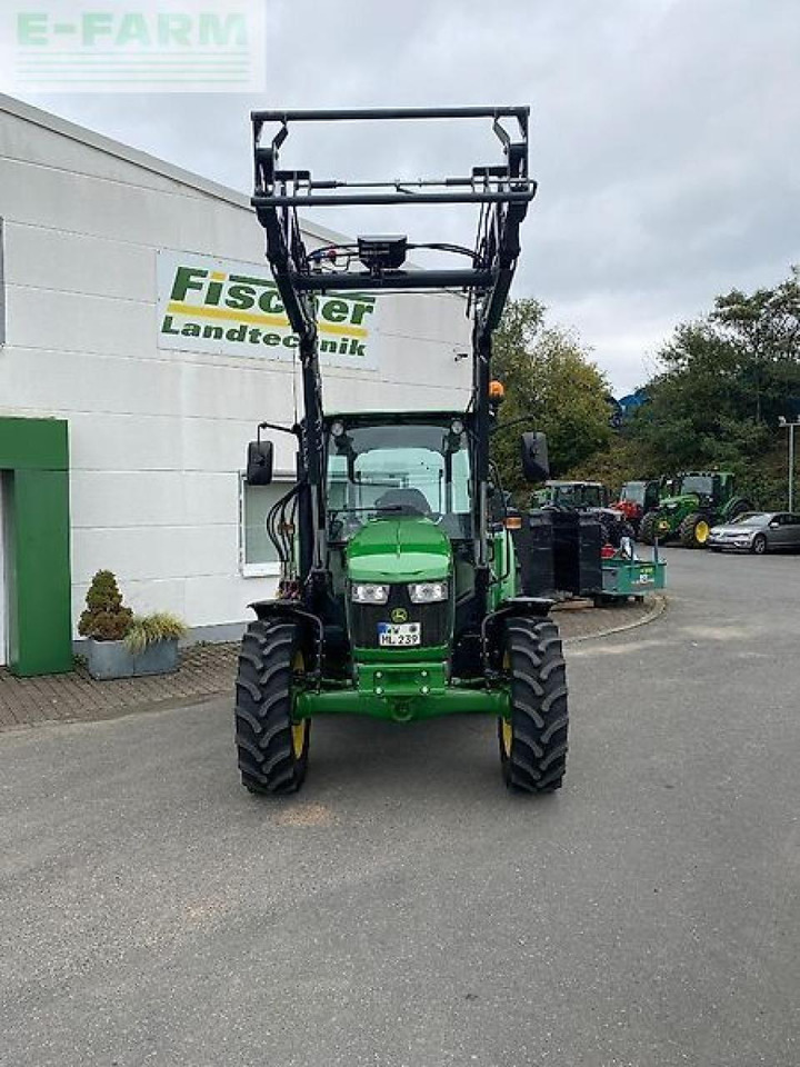John Deere 5075e - Traktor: obrázok 2 John Deere 5075e - Traktor: obrázok 2