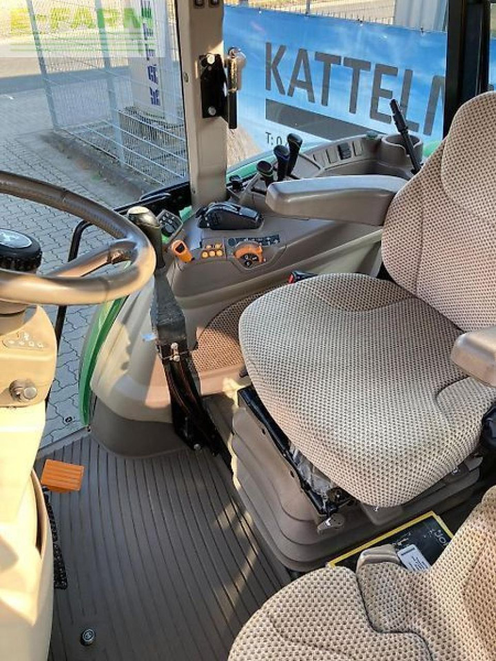 John Deere 5090r - Traktor: obrázok 5 John Deere 5090r - Traktor: obrázok 5