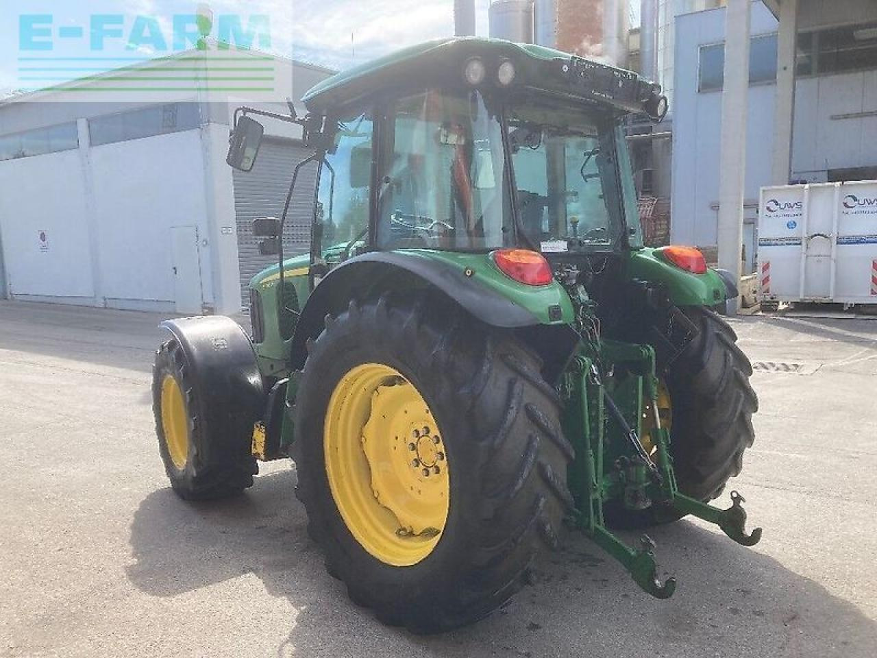 John Deere 5100 r - Traktor: obrázok 4 John Deere 5100 r - Traktor: obrázok 4