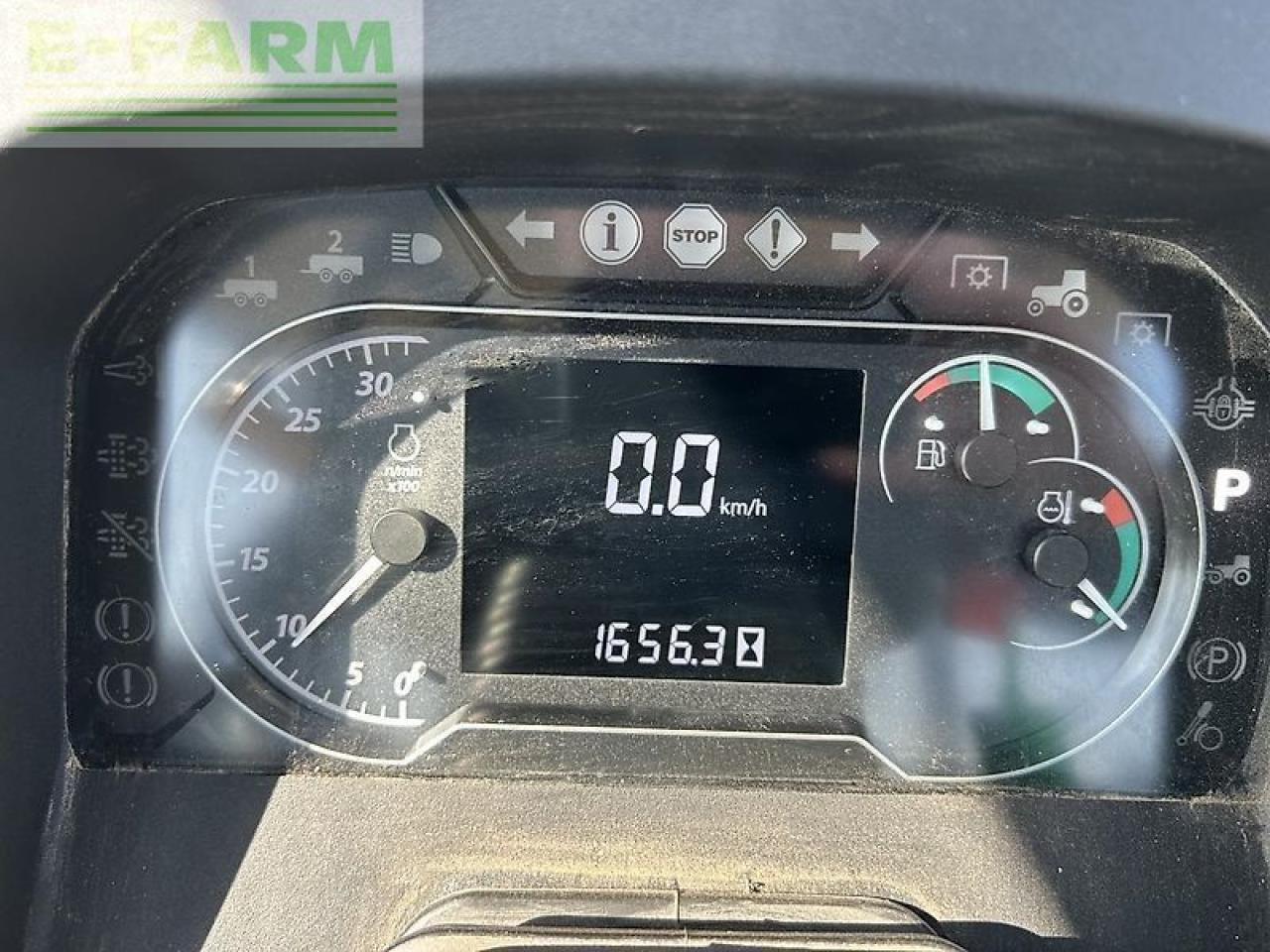 John Deere 5100m - Traktor: obrázok 5 John Deere 5100m - Traktor: obrázok 5