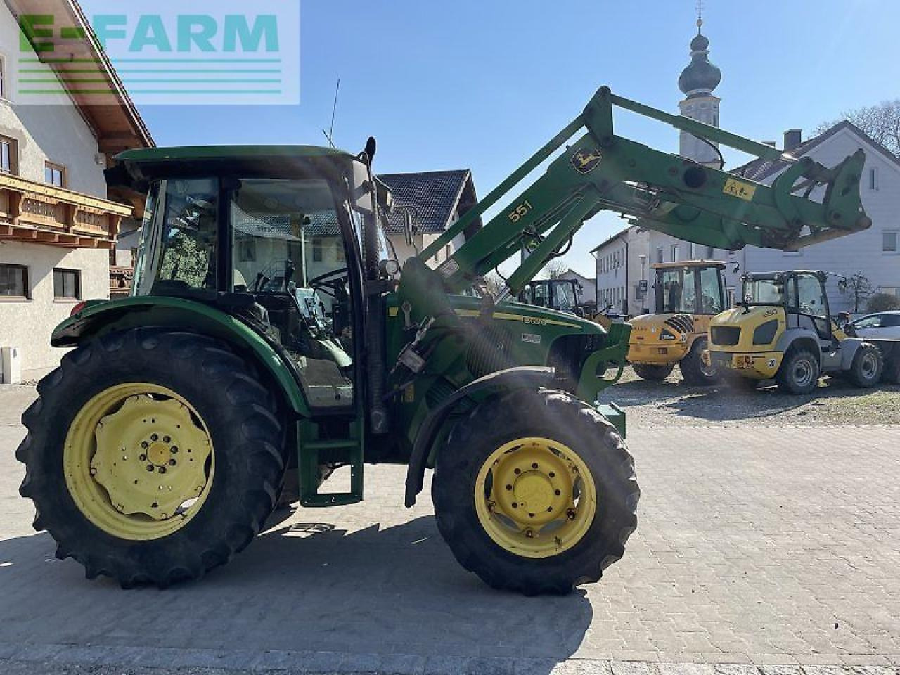 John Deere 5620 fl premium - Traktor: obrázok 5 John Deere 5620 fl premium - Traktor: obrázok 5