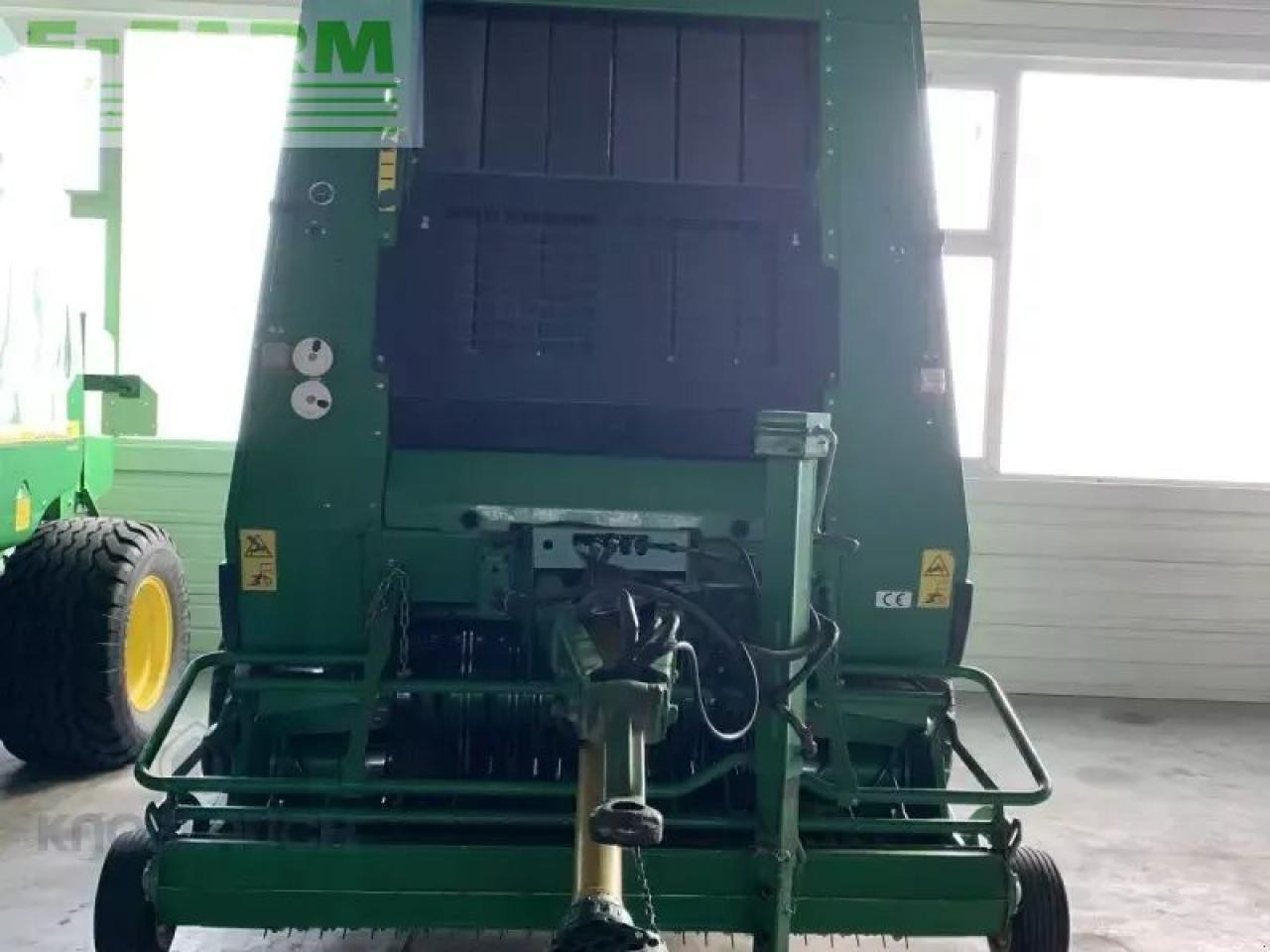 John Deere 592 maxi cut - Lis na hranaté balíky: obrázok 4 John Deere 592 maxi cut - Lis na hranaté balíky: obrázok 4