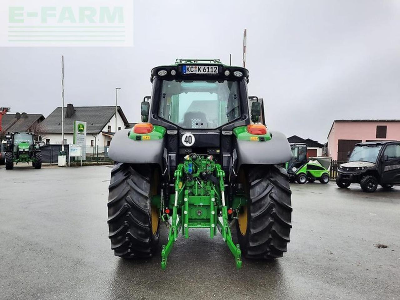 John Deere 6110m - Traktor: obrázok 4 John Deere 6110m - Traktor: obrázok 4