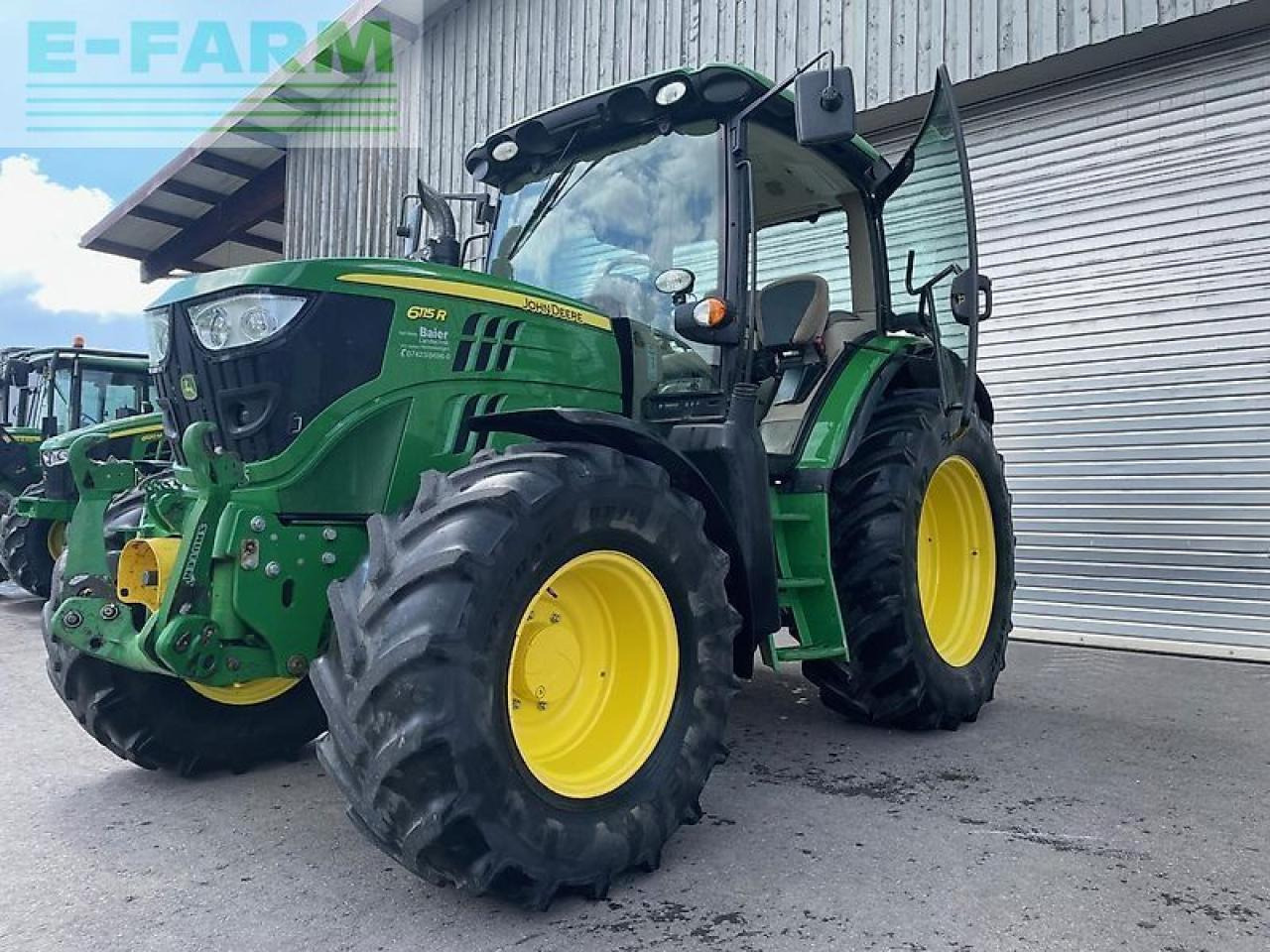 John Deere 6115r - Traktor: obrázok 1 John Deere 6115r - Traktor: obrázok 1