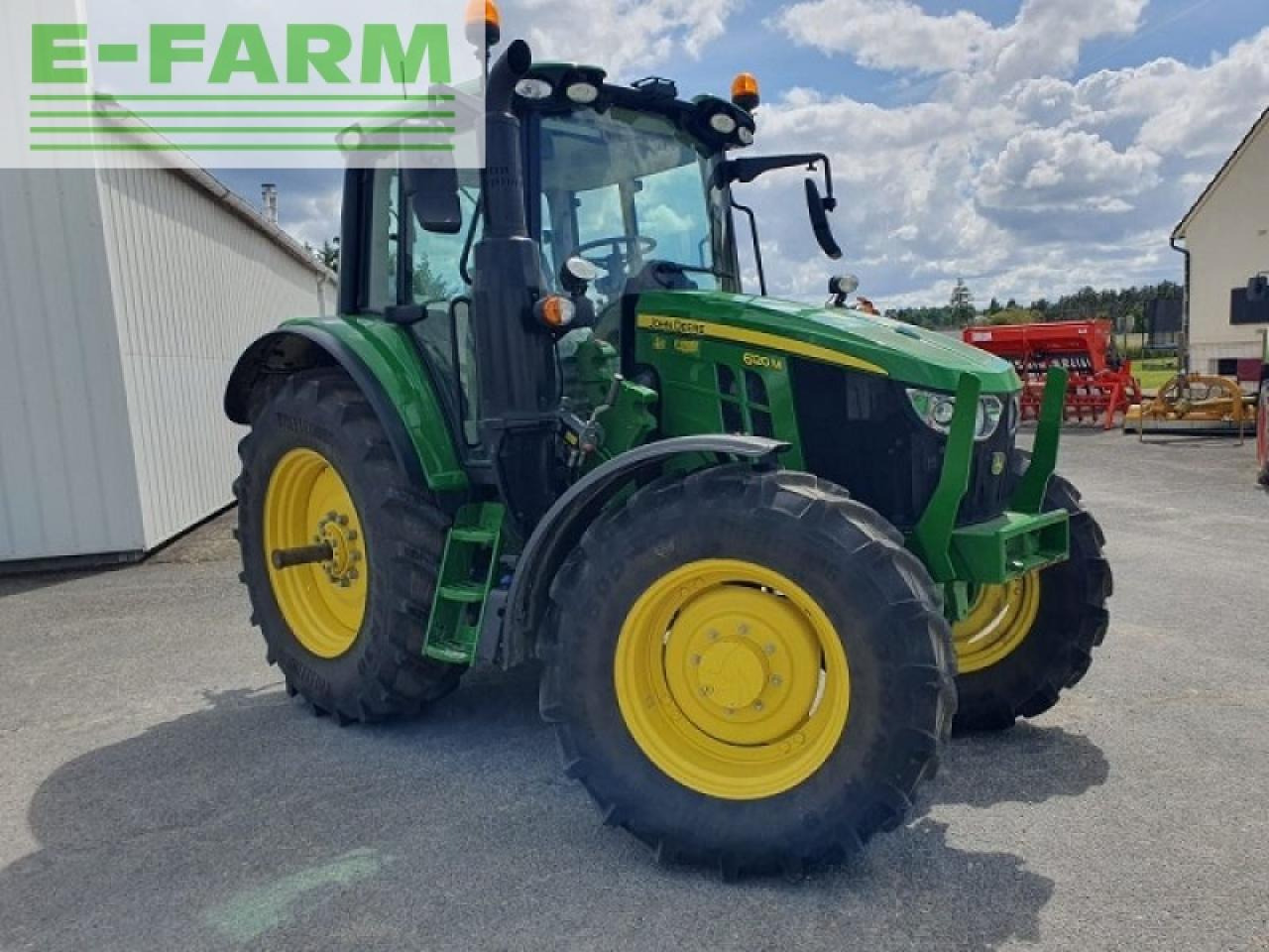 John Deere 6120m - Traktor: obrázok 2 John Deere 6120m - Traktor: obrázok 2