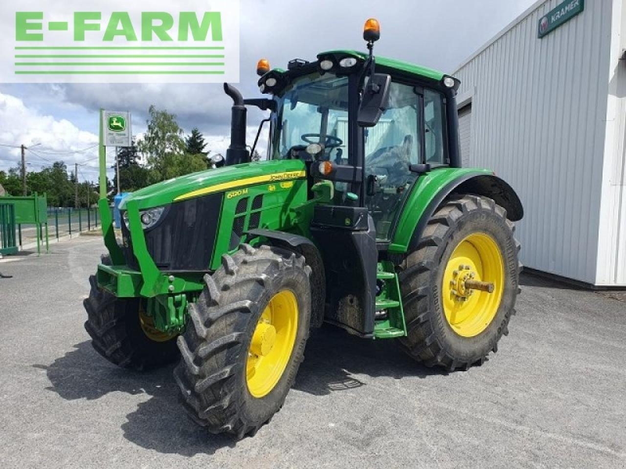 John Deere 6120m - Traktor: obrázok 1 John Deere 6120m - Traktor: obrázok 1