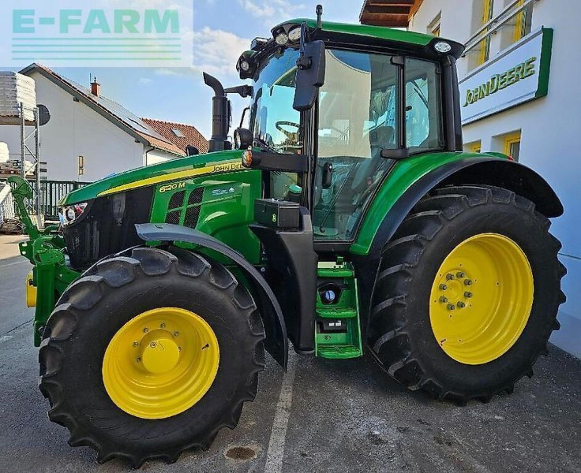 John Deere 6120m - Traktor: obrázok 1 John Deere 6120m - Traktor: obrázok 1