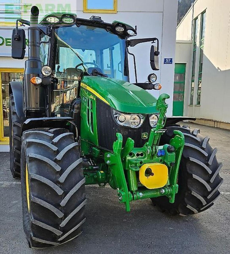 John Deere 6120m - Traktor: obrázok 5 John Deere 6120m - Traktor: obrázok 5