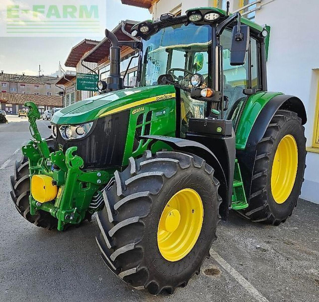 John Deere 6120m - Traktor: obrázok 2 John Deere 6120m - Traktor: obrázok 2