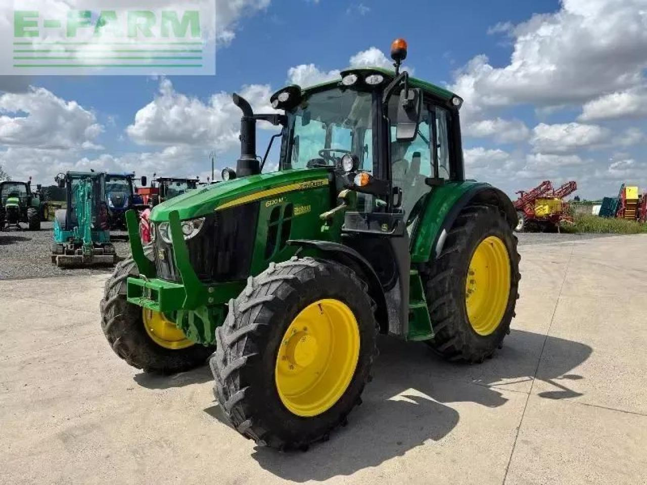 John Deere 6120m - Traktor: obrázok 1 John Deere 6120m - Traktor: obrázok 1