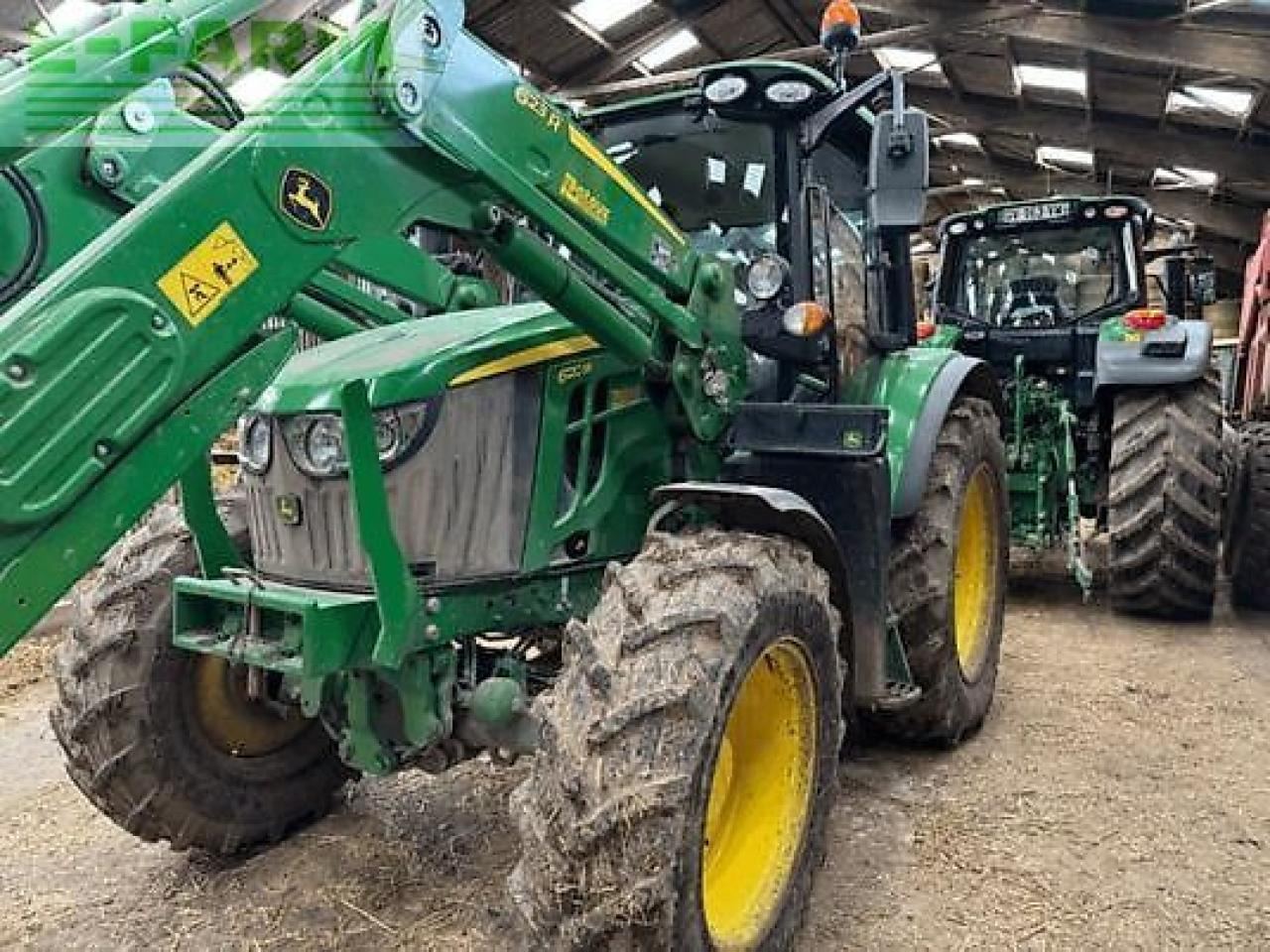 John Deere 6120m - Traktor: obrázok 1 John Deere 6120m - Traktor: obrázok 1