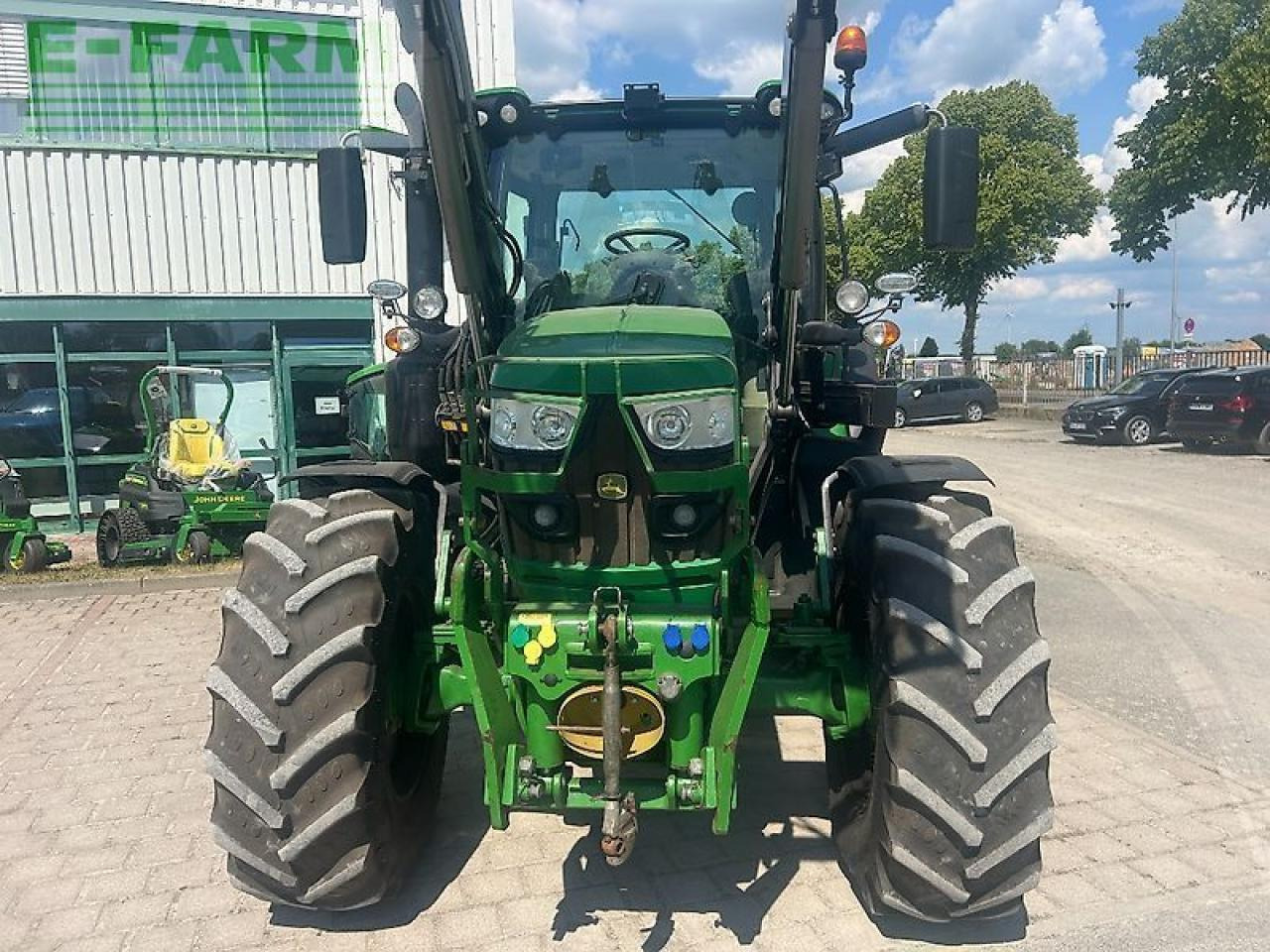 John Deere 6130r - Traktor: obrázok 3 John Deere 6130r - Traktor: obrázok 3