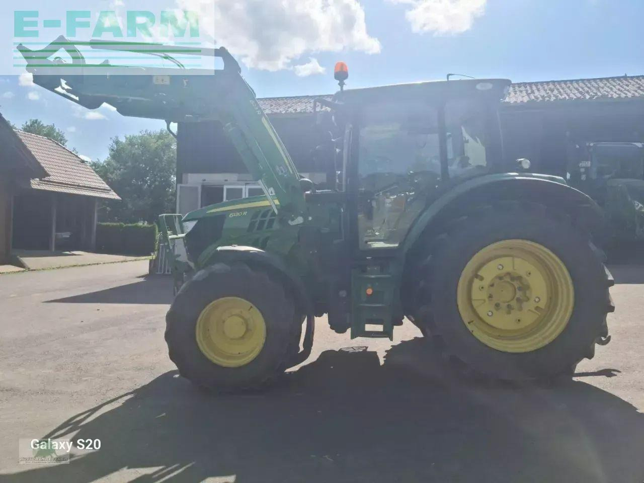 John Deere 6130r - Traktor: obrázok 3 John Deere 6130r - Traktor: obrázok 3