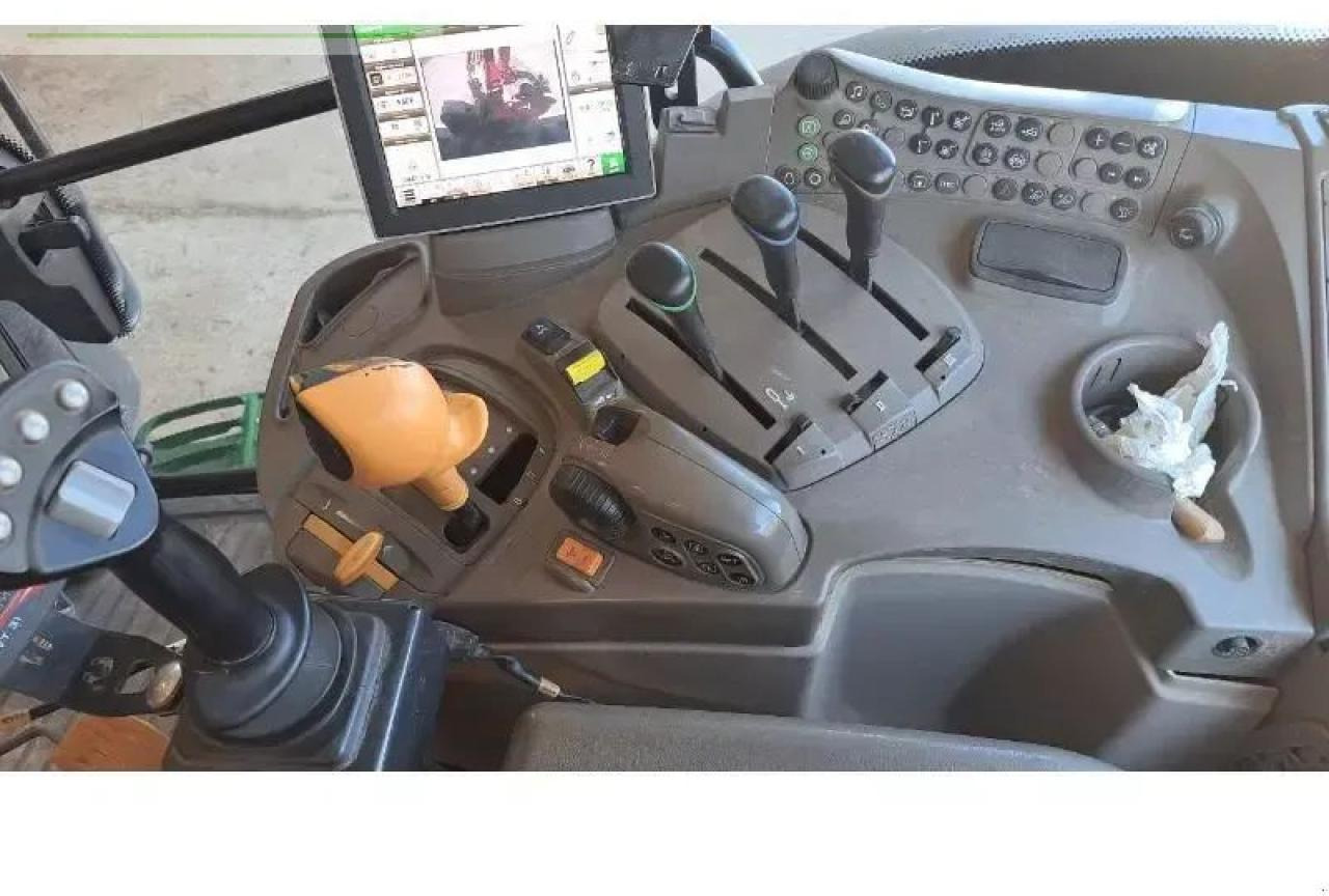 John Deere 6130r - Traktor: obrázok 4 John Deere 6130r - Traktor: obrázok 4