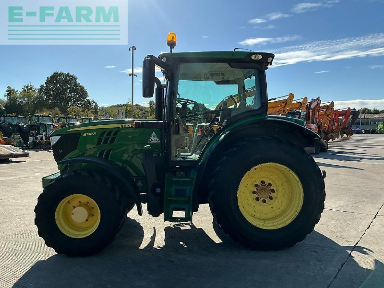John Deere 6130r tractor (st24390) - Traktor: obrázok 5 John Deere 6130r tractor (st24390) - Traktor: obrázok 5