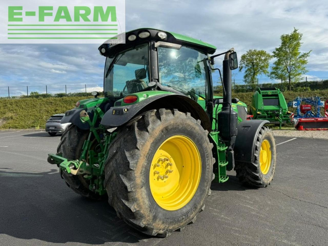 John Deere 6145 r autoquad - Traktor: obrázok 3 John Deere 6145 r autoquad - Traktor: obrázok 3