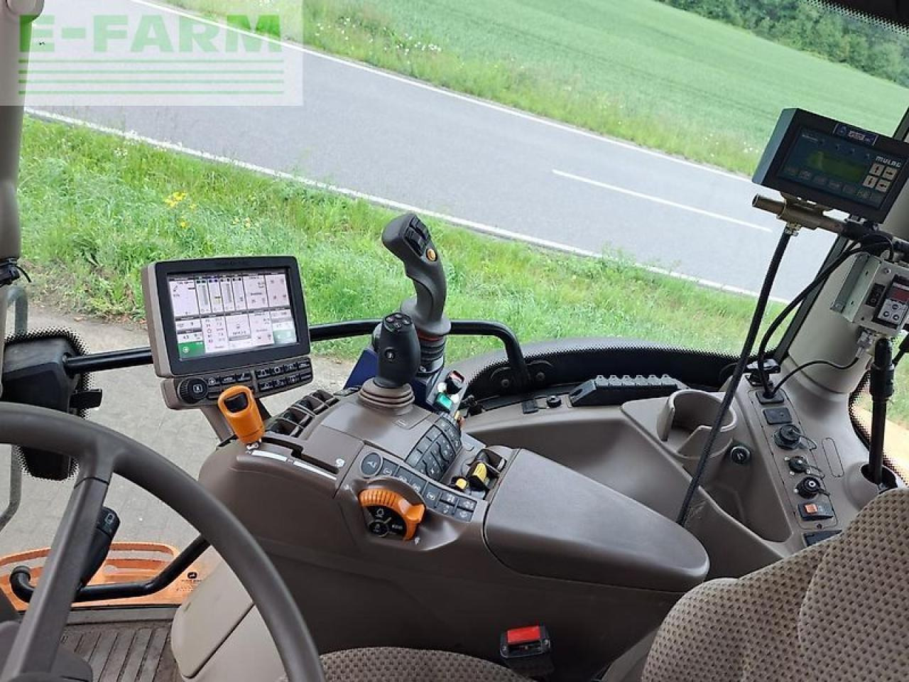 John Deere 6145r - Traktor: obrázok 5 John Deere 6145r - Traktor: obrázok 5