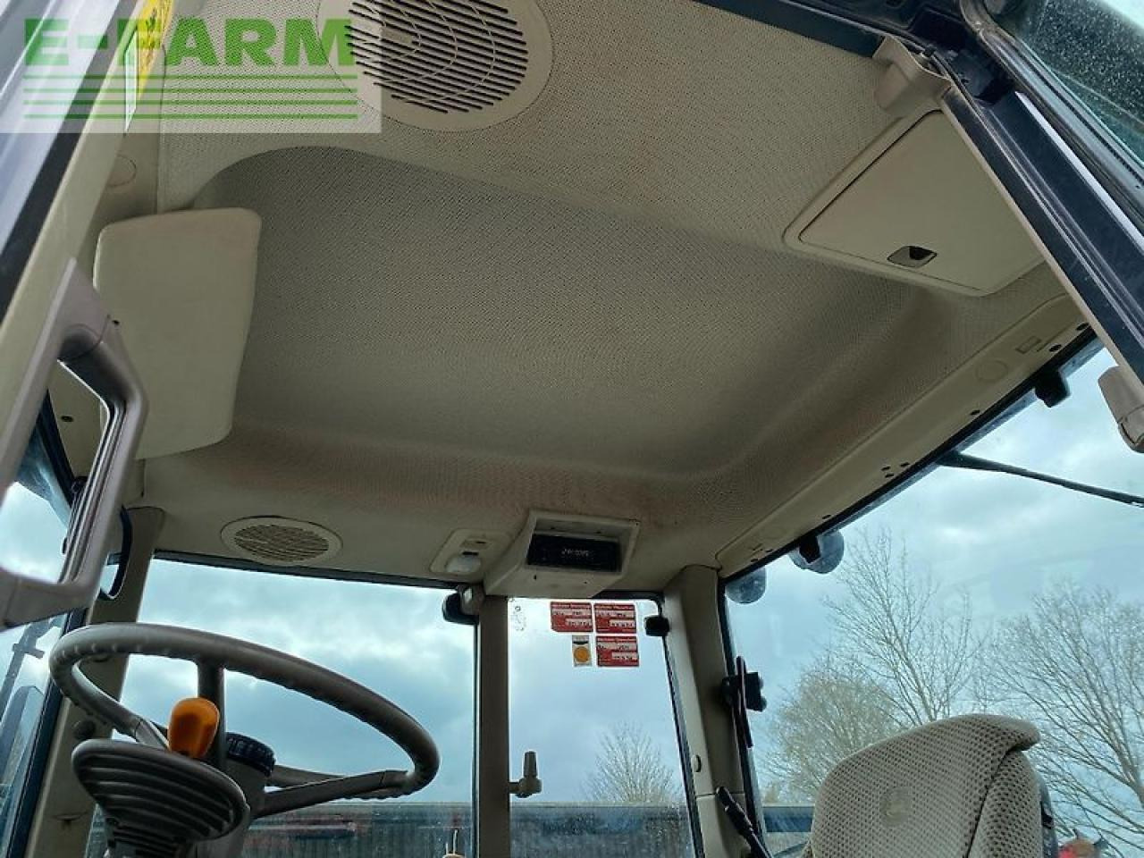 Traktor John Deere 6195m: obrázok 12