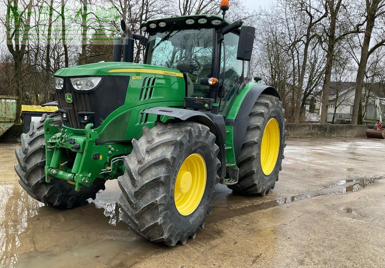 John Deere 6215R - Traktor: obrázok 1 John Deere 6215R - Traktor: obrázok 1
