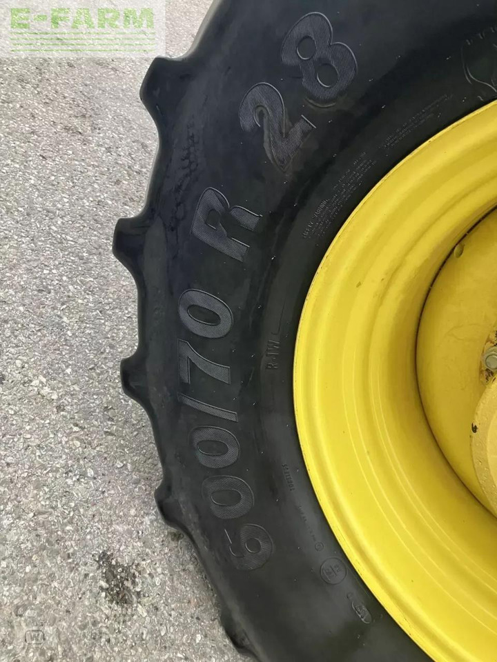 Traktor John Deere 6215r: obrázok 11