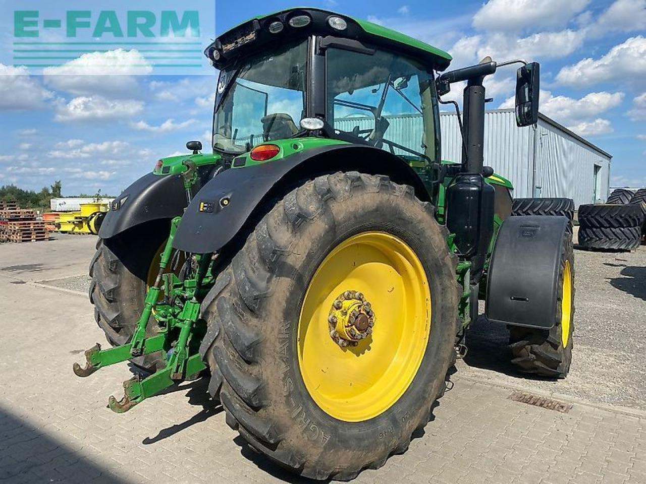 John Deere 6215r - Traktor: obrázok 3 John Deere 6215r - Traktor: obrázok 3