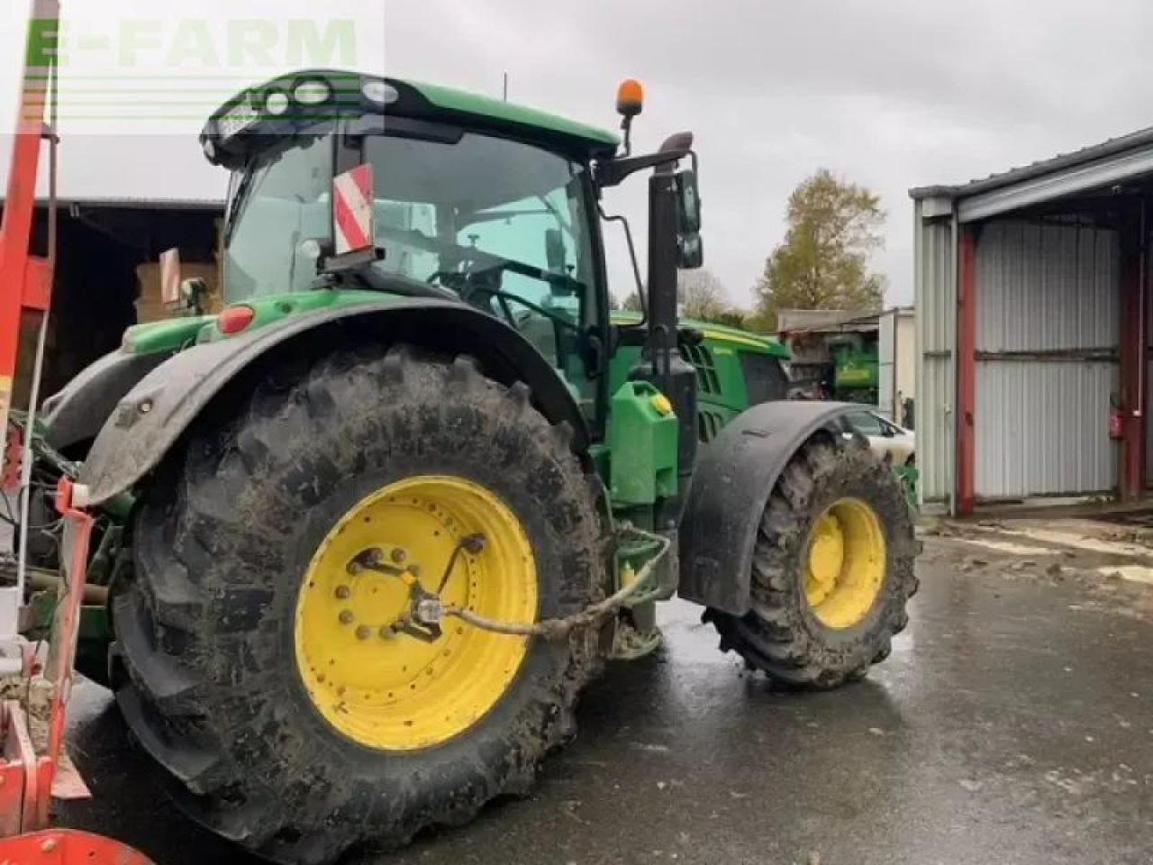 John Deere 6215r - Traktor: obrázok 3 John Deere 6215r - Traktor: obrázok 3