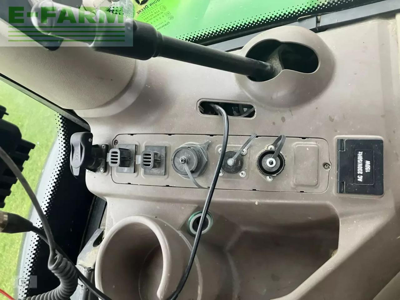 Traktor John Deere 6215r: obrázok 27