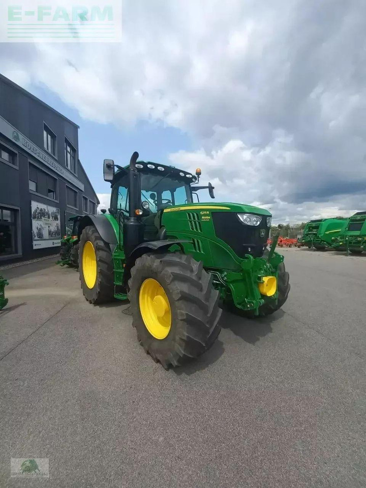 John Deere 6215r - Traktor: obrázok 5 John Deere 6215r - Traktor: obrázok 5