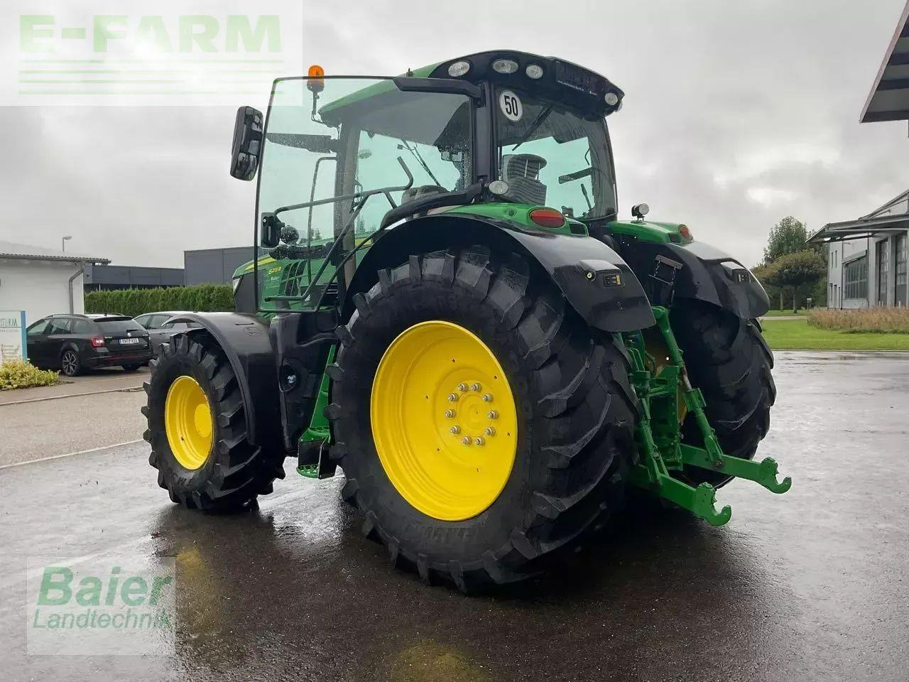 John Deere 6215r - Traktor: obrázok 3 John Deere 6215r - Traktor: obrázok 3
