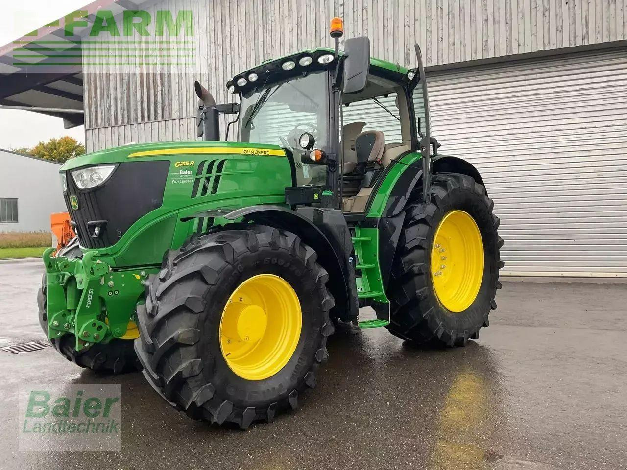 John Deere 6215r - Traktor: obrázok 2 John Deere 6215r - Traktor: obrázok 2