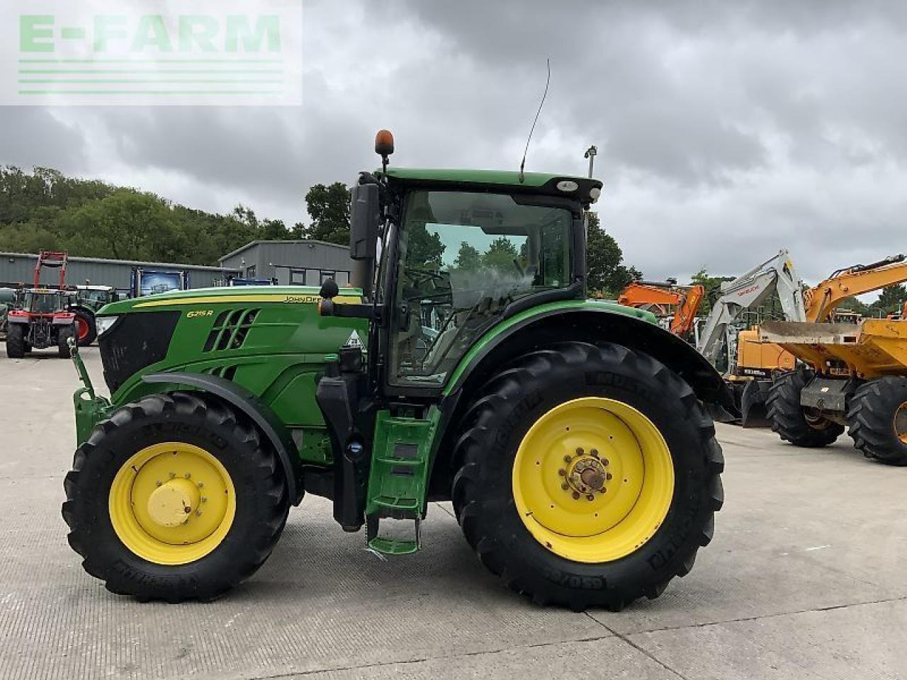John Deere 6215r (st23802) - Traktor: obrázok 4 John Deere 6215r (st23802) - Traktor: obrázok 4