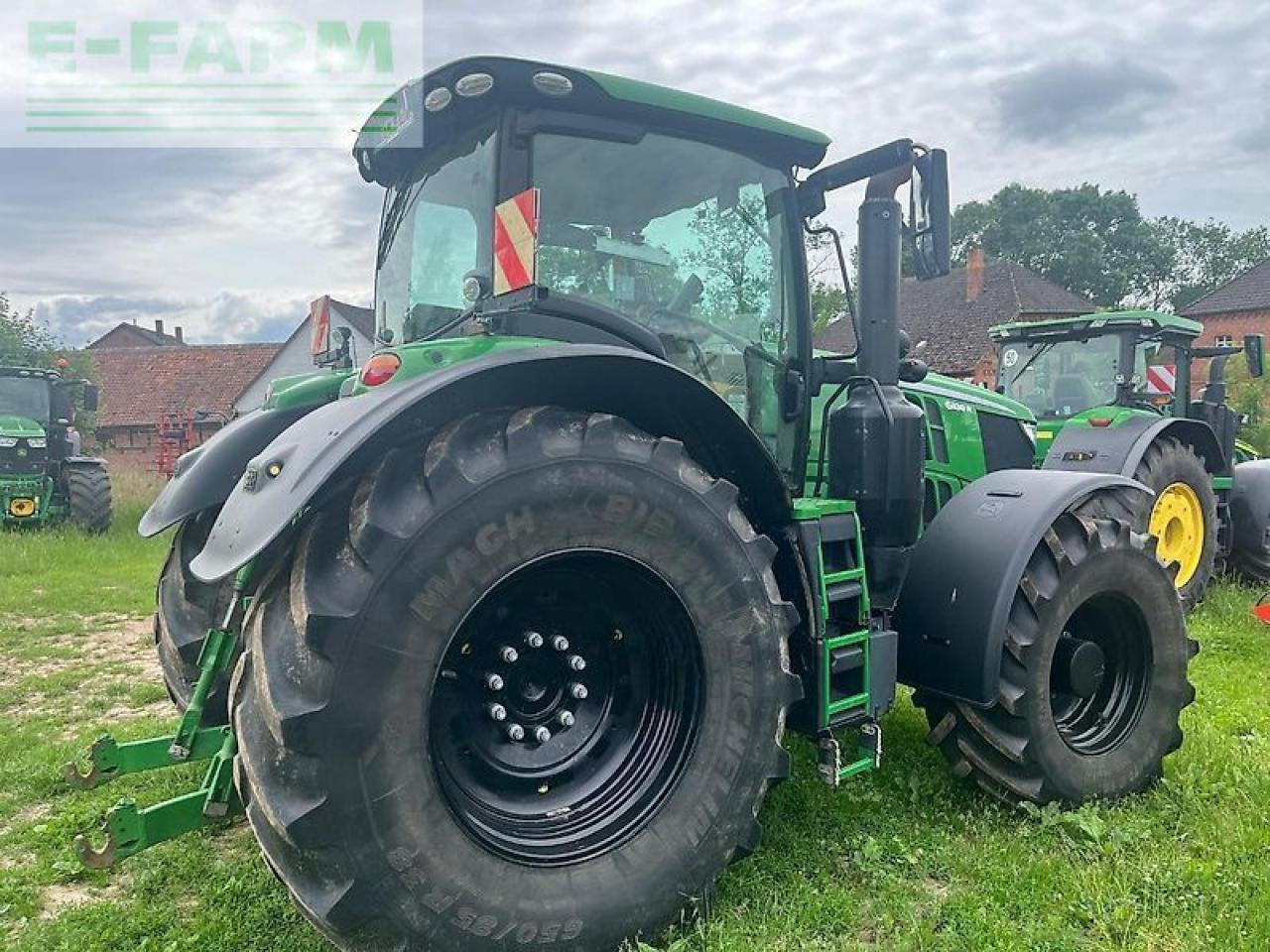John Deere 6230r - Traktor: obrázok 4 John Deere 6230r - Traktor: obrázok 4