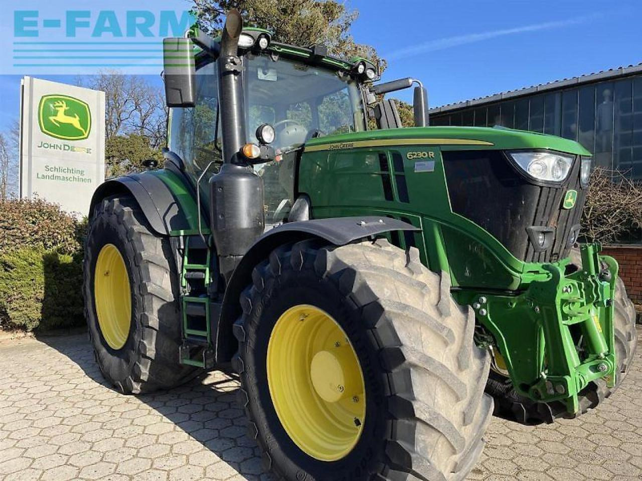 John Deere 6230r comandpro 50km at vorb. - Traktor: obrázok 1 John Deere 6230r comandpro 50km at vorb. - Traktor: obrázok 1
