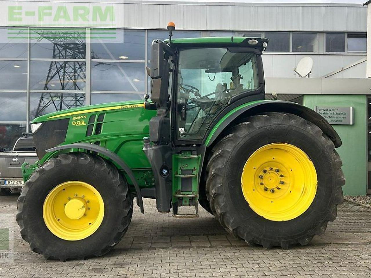 John Deere 6250r 6250 r - Traktor: obrázok 3 John Deere 6250r 6250 r - Traktor: obrázok 3