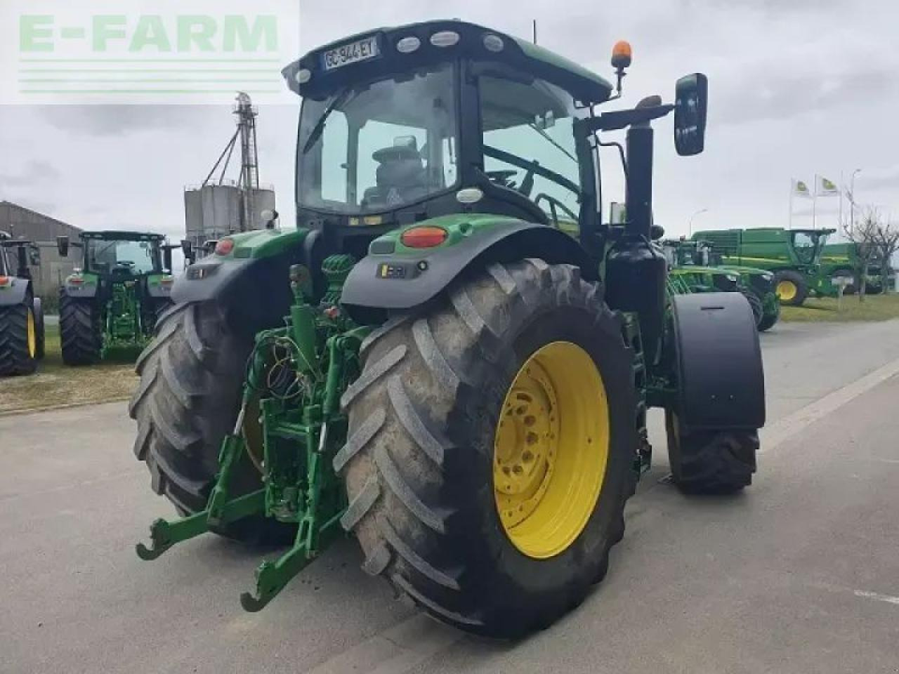 John Deere 6250r - Traktor: obrázok 3 John Deere 6250r - Traktor: obrázok 3